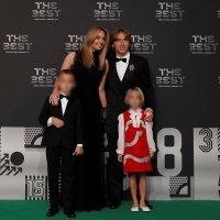 Vanja i Luka Modrić s djecom