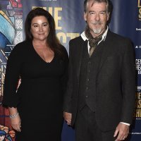 Keely Shaye Brosnan i Pierce Brosnan
