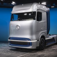 Mercedes-Benz GenH2 Truck