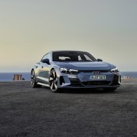 Audi e-tron GT quattro i RS e-tron GT