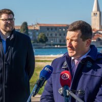 Peđa Grbin s kandidatom za gradonačelnika Poreča Vladimirom Sladonjom