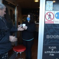 Zagreb: Počela prodaja kave za van u kafićima