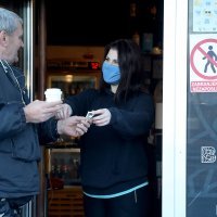 Zagreb: Počela prodaja kave za van u kafićima