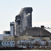 Srušen Trump Plaza u Atlantic Cityju