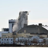 Srušen Trump Plaza u Atlantic Cityju