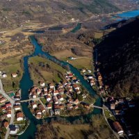 Krater na Marsu na koji će večeras sletjeti NASA-in Rover, ime dobilo po selu Jezero u BiH
