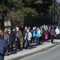 Zagreb: Gužva za cijepljenje na punktu Hrvatskog zavoda za javno zdravstvo