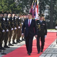 Milanović na obilježavanju 27. obljetnice Počasno-zaštitne bojne