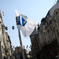 Centar Sarajeva ukrašen zastavama povodom Dana nezavisnosti BIH