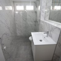 Dvije zgrade koje je tvrtka Apfel izgradila u svrhu stambenog zbrinjavanja svojih zaposlenika.