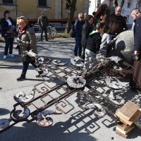 Karlovac: Skinut križ s tornja crkve Presvetog Trojstva