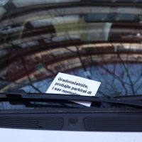 Poruke gradonačelniku Šibenika na vjetrobranskim staklima