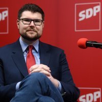 Predsjednik SDP-a, Peđa Grbin, ugostio je umjetnicu Arijanu Lekić-Fridrih