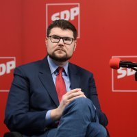 Predsjednik SDP-a, Peđa Grbin, ugostio je umjetnicu Arijanu Lekić-Fridrih