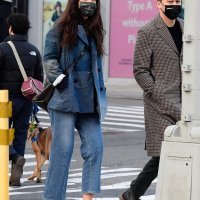 Široke hlače u stajlinzima Katie Holmes