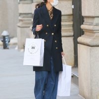 Široke hlače u stajlinzima Katie Holmes