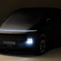 Hyundai STARIA Premium