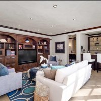 Kolonijalna kuća Emme Roberts