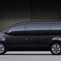 Hyundai Staria Premium