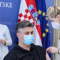 Andrej Plenković, Gordan Jandroković i Vili Beroš cijepili se cjepivom AstraZeneca