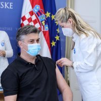 Andrej Plenković, Gordan Jandroković i Vili Beroš cijepili se cjepivom AstraZeneca