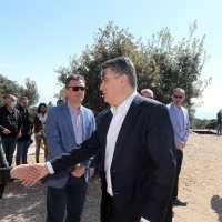 Zoran Milanović posjetio siranu u selu Loznati na Cresu
