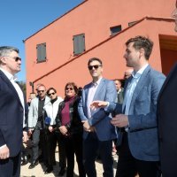 Zoran Milanović posjetio siranu u selu Loznati na Cresu