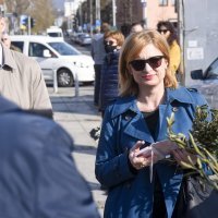 Miroslav Škoro dijelio maslinove grančice na Trešnjevačkom trgu