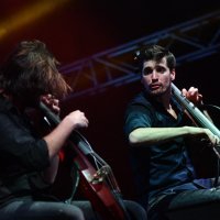 2Cellos