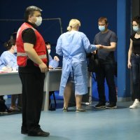 U Osijeku je započelo masovno cijepljenje