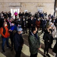 Krenula tradicionalna noćna procesija 'Za križen' na otoku Hvaru