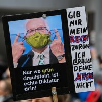 Prosvjed protiv koronamjera u Stuttgartu