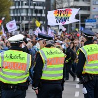 Prosvjed protiv koronamjera u Stuttgartu