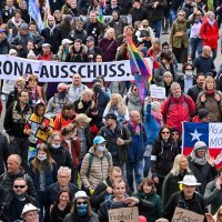 Prosvjed protiv koronamjera u Stuttgartu