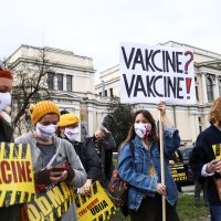 Prosvjed u Sarajevu zbog lošeg odgovora BiH vlasti na koronakrizu