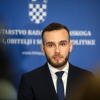 Zagreb: Izjave nakon sastanka ministra Aladrovića i predstavnica inicijative Spasi me