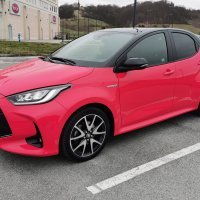 Toyota Yaris Premiere 1.5 HSD sa 116 KS i e-CVT mjenjačem