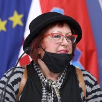 Zagreb: Plenković objavio da će umirovljenici dobiti covid dodatak