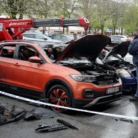 Noćas izgorjelo više parkiranih automobila na Jarunu