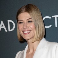 Rosamund Pike