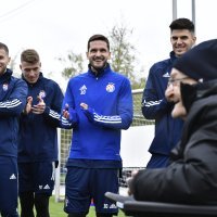 Dinamova legenda Rudi Belin posjetio je igrače Dinama na posljednjem treningu