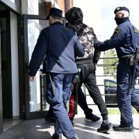 Privođenje osumnjičenih za preprodaju droge na području Zaprešića