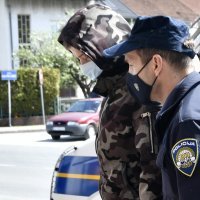 Privođenje osumnjičenih za preprodaju droge na području Zaprešića