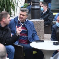 Andrej Plenković dao podršku Filipovići, pa popio kavu