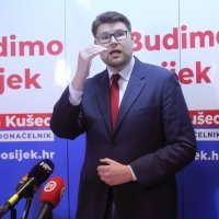 Predstavljanje kandidata za gradonačelnika Osijeka Gorana Kušeca