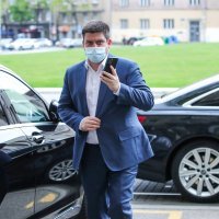 Dolazak na sjednicu Predsjedništva HDZ-a