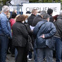 Velika gužva na Velesajmu za cijepljenje