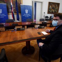 Zagreb: Saborska oporba raspravlja o mogućem pokretanju opoziva ministra Beroša