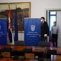 Zagreb: Saborska oporba raspravlja o mogućem pokretanju opoziva ministra Beroša