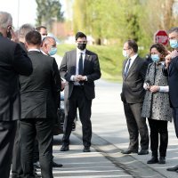 Andrej Plenković položio vijenac u Jasenovcu